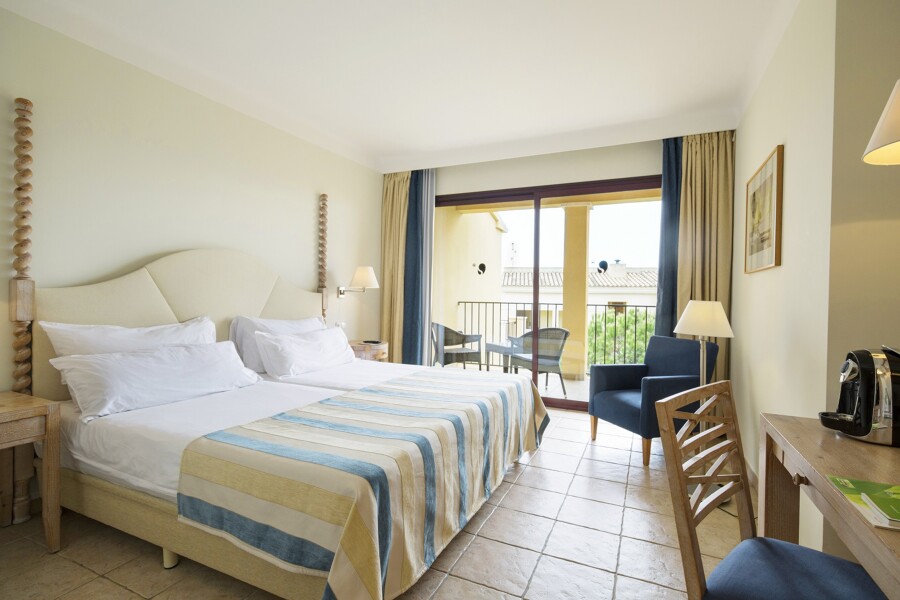 Doppelzimmer mit Gartenblick